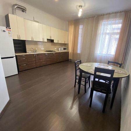 Afina Aparthotel Odessa Eksteriør bilde
