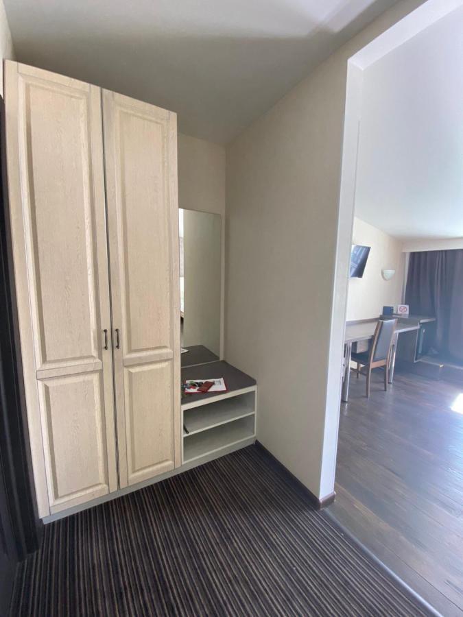 Afina Aparthotel Odessa Eksteriør bilde